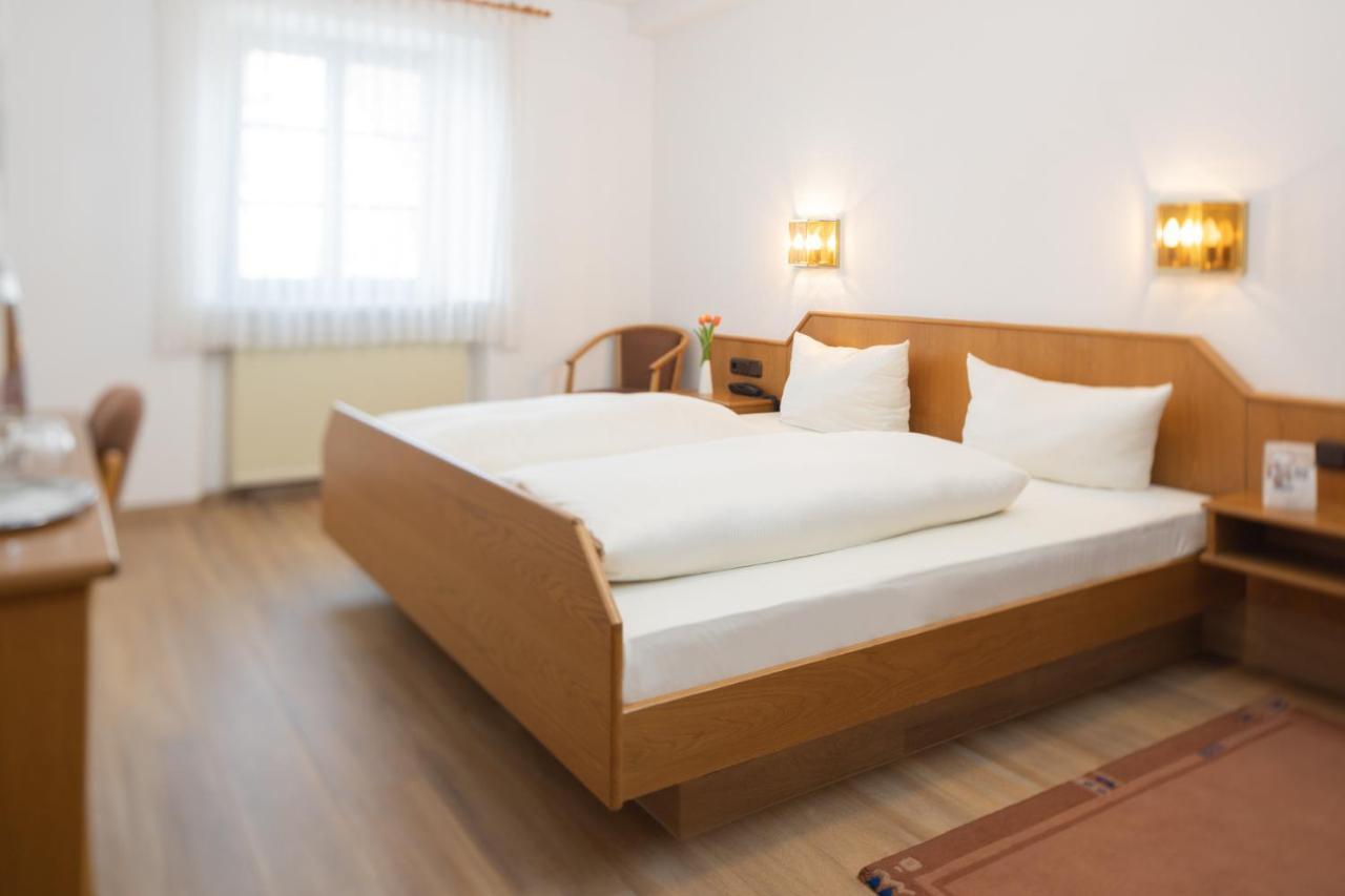 Akzent Hotel Meerfraeulein Wemding Esterno foto