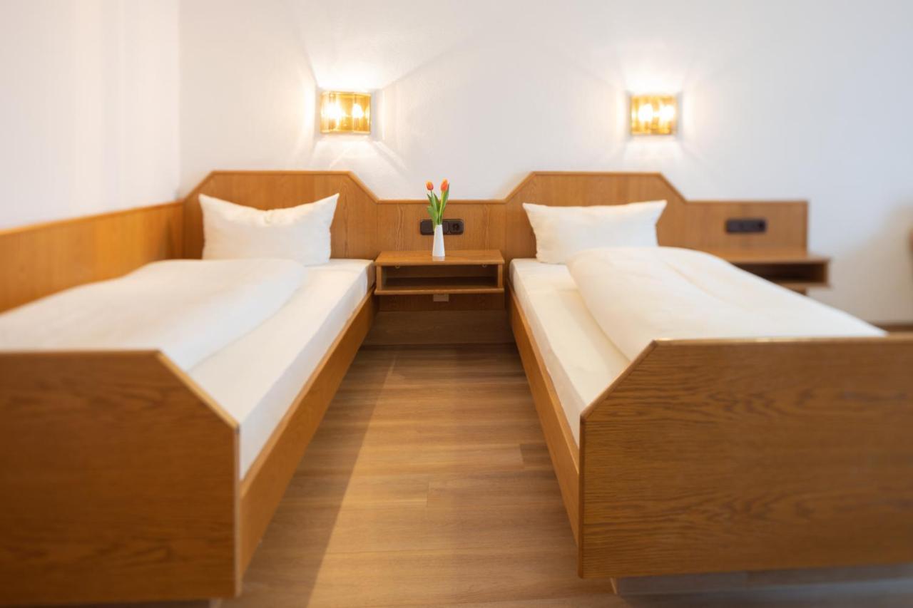 Akzent Hotel Meerfraeulein Wemding Esterno foto
